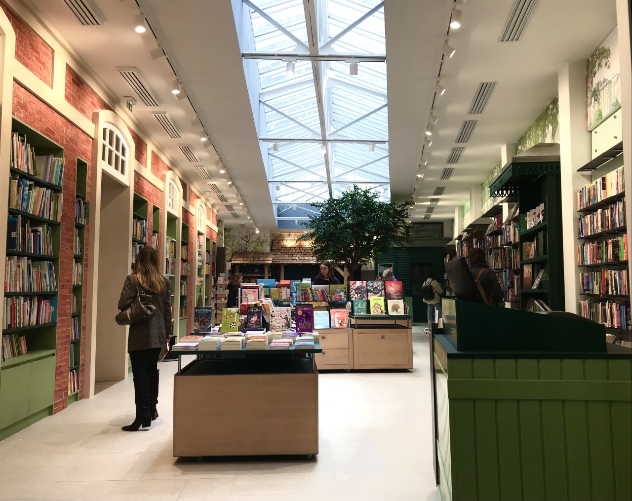La librairie Chantelivre à Paris a réouvert ses portes Livres Hebdo